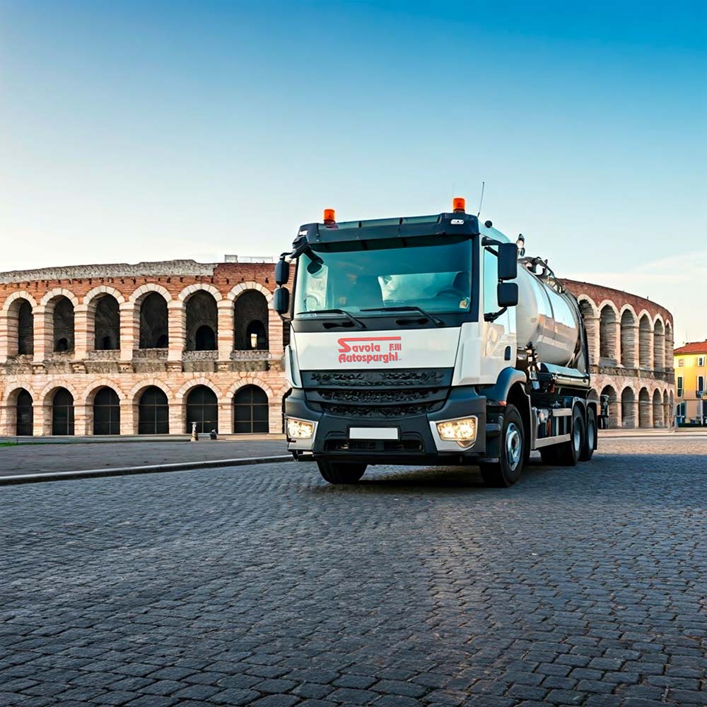 camion di servizio autospurghi a Verona di Savoia autospurghi